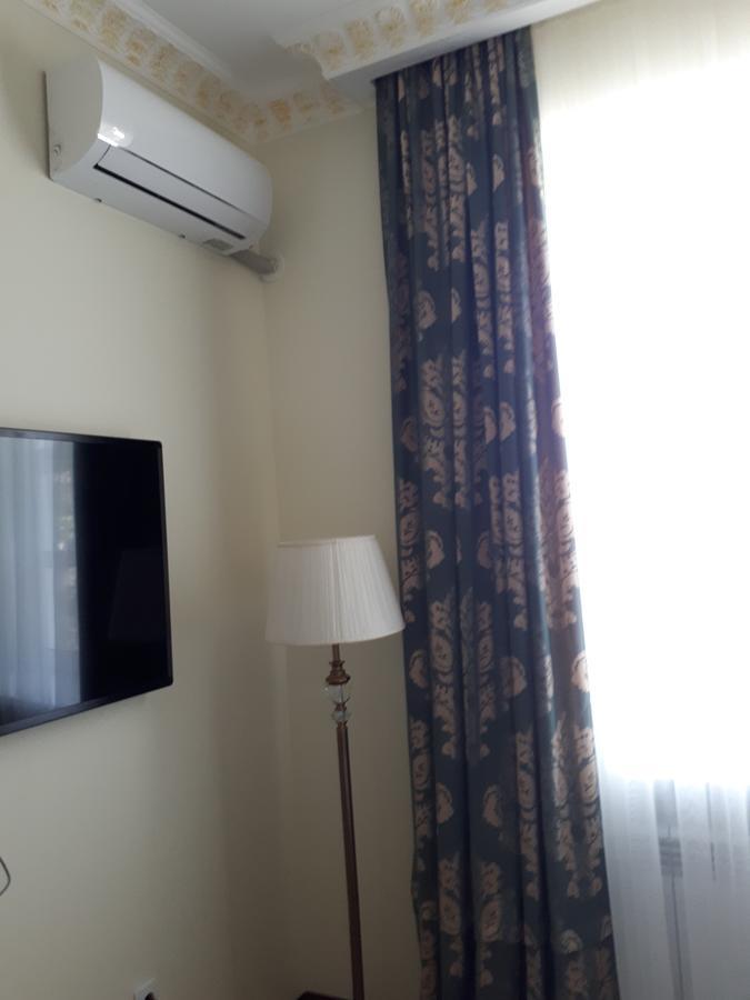 Kok-Art Hotel Jalal-Abad 外观 照片