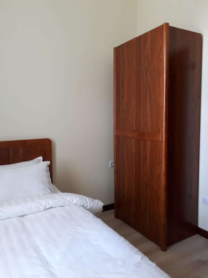 Kok-Art Hotel Jalal-Abad 外观 照片