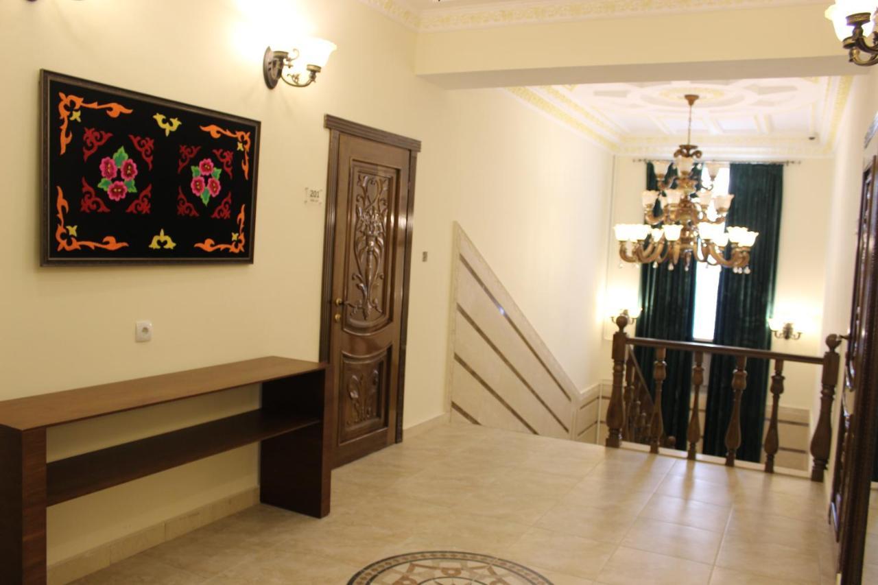 Kok-Art Hotel Jalal-Abad 外观 照片